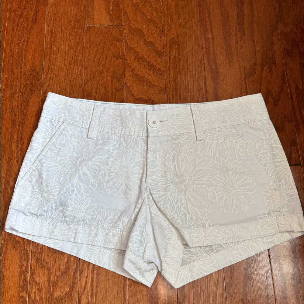Lilly Pulitzer Walsh Shorts